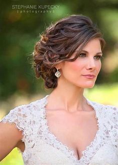 Mother Of The Groom Hairstyles, Wedding Hairstyles For Medium Hair ... Groom Hair Styles, Mother Of The Bride Hairdos, Sanggul Modern, Hairdo Wedding, Updos For Medium Length Hair, Bridesmaid Hair Down