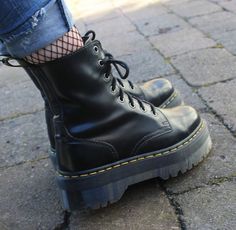 Dr Martens Jadon, Doc Martin, Doc Martens Boots, Cool Boots, Doc Martens, Shoes Shoes, Dr. Martens Boots, Dr. Martens, Me Too Shoes