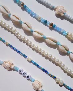 Bracelets Beach Style, Beachy Aesthetic Clay Bead Bracelets, Bracelets For Beach, Beads Bracelet Design Summer, Costal Granddaughter Bracelet, Sea Bead Bracelets Patterns, Cristal Bracelet Ideas, Diy Summer Accessories, Beachy Bracelets Beads