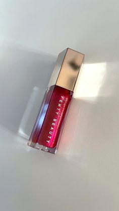 Fenty Lip Gloss Aesthetic, Fuschia Flex Fenty, Fenty Fuchsia, Gloss Fenty Beauty, Fenty Gloss, Fuchsia Lipstick, Makeup List, Makeup For Black Skin, Gloss Labial