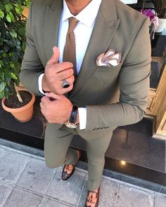 Austin Khaki Slim-Fit Suit – BRABION Wedding Mens Suits, Mens Suits Style, Mens Suits Style Modern Classy, Mens Suits Style Modern, Mens Suits Wedding, Men Suit Wedding, Suits Style, Dinner Suit, Suits Men Business