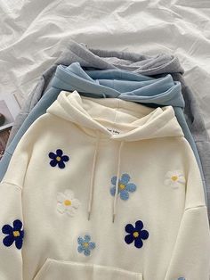 Embroidery On Clothes, 자수 디자인, Embroidered Clothes, Diy Embroidery, Embroidery And Stitching, Handmade Baby, Hoodie Design