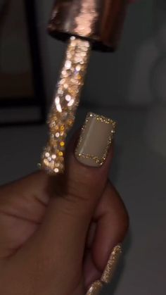 Eye Nail Art, Nail Art Instagram, Funky Nails, Chic Nails, Gold Nails, Rhinestone Nails, Green Nails, Nude Nails