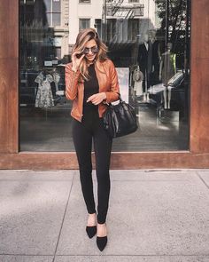 Work Outfits Frauen, Fashion Work Outfit, Casual Work Attire, Perfect Fall Outfit, Leather Jacket Outfits, Winter Outfits For Work, Black Women Fashion, Mode Inspo, Brown Leather Jacket