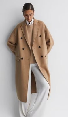 The Best Celebrity Coat Looks Will Inspire Your Wardrobe For The Next 3 Months Wool Coat Outfit, Camel Coat Outfit, Camel Coat, Wool Blend Coat, Coat Outfits, Shearling Coat, Double Breasted Coat, Back To School Outfits, Winter Wear