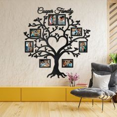 Custom Family Tree With Frame as Heart Wooden Family Tree - Etsy Sweden Family Tree Photo Wall, Wood Family Tree, Family Tree Collage, Wooden Family Tree, Family Tree Wall Decor, Family Tree Picture Frames, Family Tree Wall Art, Family Tree Photo, Tree Collage