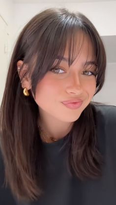 Short Curtain Bangs With Face Framing, French Bangs Oval Face, Brunette Hair Fringe, Light Bangs With Layers, Wispy Bangs Oval Face Shape, Wispy Bangs Dark Hair, Ashtin Earle Hair, Side Part Wispy Bangs, Bangs For Glasses Wearers