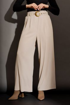 Step up your style game with the Sand Euro Cleo Belt Pant! Featuring a high waist design and a smooth waistband with a matching belt, these pants are all about chic sophistication. The wide-leg silhouette adds a touch of drama, making you feel like the fashion icon you are. Slay all day! Palazzo Jeans, Belt Pants, Flattering Pants, Slay All Day, Belted Pants, Ponte Pants, Wardrobe Basics