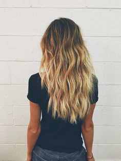 pinterest ↠ beccaadownss_ Stunning Hairstyles, Dirty Blonde Hair, Boring Hair, Celebrity Hair, Effortless Hairstyles, Delray Beach, Beach Hair