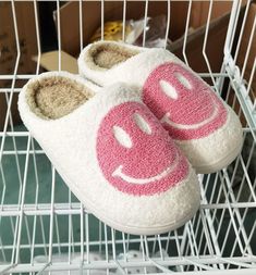 Happy Slippers, Smile Slippers, Happy Face Slippers, Smiley Face Slippers, Women Smile, Retro Smiley Face, Cute Slippers, Couple Shoes, Smile Design