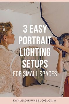 3 Quick and easy portrait lighting setups for small spaces - studio photography for beginners Studio One Lighting Setups, Small Studio Lighting Setup, Diy Studio Lighting Photography, Low Light Studio Photography, Photography Setup At Home, Lighting Set Up For Portraits, Studio Lighting Techniques, Home Studio Lighting Setup, How To Set Up Lighting For Photoshoot