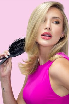 The Smooth Brush by Trademark Beauty can do it all. With its dual bristles it detangles wet or dry hair, smooths while brushing out curls and can help create the sleekest updo. Get you a brush that can do it all 😉 Brushed Out Curls, Smoothing Brush, Sleek Updo, Detangling Brush, Hair Breakage, Dry Brushing, Wet Hair, Brushing, Hair Health