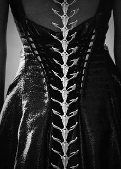 SatanHerself Iron Widow, Yennefer Of Vengerberg, Yohji Yamamoto, Dark Fashion, Character Outfits, Costume Design, Gothic Fashion