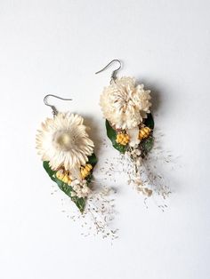 If you are interested in Bohemian House Decoration, please visit our sister shop:bohocushions.etsy.com***LIMITED DESIGN-Only ONE PAIR AVAILABLE.One of a kind earringsMaterial:This earrings are handcrafted, made from stabilized (preserved) and dried real flowers.Hooks are silver coated metal. (Lead and nickel free safe)Dimension:7x4 cm (2,8”x1,6”)All are handmade. Little differences may be applied.Care instructions:Keep away from direct sunlight and high humidity. Avoid crushing, pressing or fold Boho Bride Accessories, Real Flower Earrings, Boho Chic Wedding Dress, Experimental Design, Flower Tiara, Flower Hair Pieces, Bohemian Wedding Inspiration, Autumn Bride, Yellow Dresses