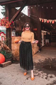 Midsize Fall Dress Outfits, Midsize Fall Work Outfits, Plus Size Boho Professional, Autumn Fashion Midsize, Midsize Artsy Fashion, Midsize Teacher Fashion, Midsize Work Fashion, Midsize Autumn Fashion, Midsize Fashion Autumn