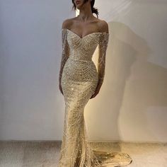 Elegant Gold Mermaid Arabic Luxury Evening Dress – DreamyVow Long Sleeve Prom Dress Mermaid, Formal Dresses Mermaid, Dubai Evening, Floor Length Prom Dresses, Mermaid Sequin, Long Sleeve Prom, Long Sleeve Dress Formal, Long Sleeve Evening Dresses, Dress 2024