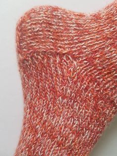 The socks are knitted with folded wool. This means that the threads are next to each other and not twisted. This makes the socks much more durable.  Hand-knitted socks / stockings, size 24-26, with cuffs, material mix, different shades of red, orange and white, light and soft, more for the transition period, washable up to 30 degrees, not suitable for tumble drying. Dimensions size 24-26: Foot length approx. 16 cm, leg length approx. 18 cm.  50% acrylic, 30% wool, 20% cotton. Invoices are issued without proof of sales tax according to §19 UStG. Please also note the category "FAQs" on my shop page. Translated with www.DeepL.com/Translator (free version) Knitting Slippers, Different Shades Of Red, Knitted Socks, Knitted Slippers, Knitting For Kids, Kids Socks, Sales Tax, Shades Of Red, White Light