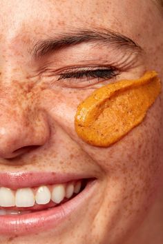 Orange Skin Care Aesthetic, Skin Pictures Photography, Skin Editorial, Skincare Photography Ideas, Skincare Brand Design, Skincare Shoot Product Photography, Skincare Advertising, Skincare Shoot