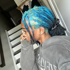 Blue Roots Black Hair Locs, Root Dyed Locs, Black And Blue Dreads, Budding Locs Styles, Teal Dreads, Turquoise Locs, Teal Locs, Coloured Locs, Blue Locs