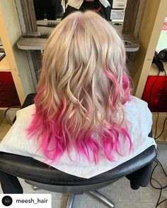 Blonde With Colored Tips, Fun Summer Hair Color Ideas, Pink Tips Hair, Fun Summer Hair, Dipped Hair, Pink Dip, Summer Hair Color Ideas, Pink Dip Dye, Lumpy Space