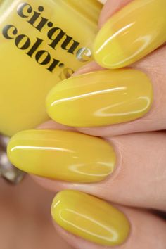 Citron Jelly is a lemon yellow jelly nail polish with a shiny, transparent finish. This is a shade made solely to put a smile on your face. Fit for a beekeeper, this kiss of sunshine yellow will have you baking zesty pineapple tarts at your miami beach house. Just think of how many compliments will pour in from creating a unique daffodil high shine jelly look at home! But don't forget to put on your sunglasses. Vibrant Nail Colors, Yellow Nail Art