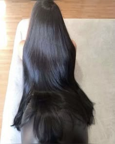 Long Straight Hair Black Women, Long Thick Black Hair, Super Long Black Hair, Shiny Black Hair, Black Hair Aesthetic, Hair Projects, Long Shiny Hair, Straight Black Hair, Playing With Hair