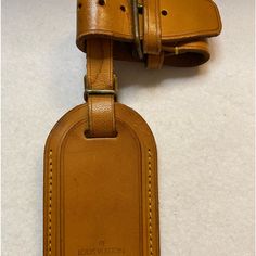 Louis Vuitton Luggage Tag Is In Good Vintage Condition With Poignet. Brass Has Aged And Vachetta Leather Has Darkened Honey Patina. Please Review Photos Carefully For Condition. Louis Vuitton Luggage Tag, Luggage Tags, Travel Bags, Louis Vuitton Bag, Tags, Louis Vuitton, Leather, Women Shopping, Color