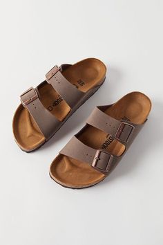 Cute Nike, Cute Nike Shoes, Birkenstock Sandals, Metal Engraving, Birkenstock Arizona, Christmas Wish, Christmas Wish List, Dream Shoes, Christmas Wishlist