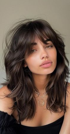 Medium Hair With Volume, Hair For Double Chin, Shoulder Length Shag Hairstyles, Shag Curtain Bangs, Shoulder Length Hair Bangs, Hair Cuts 2024 Trends, Shoulder Length Hairstyles With Bangs, Medium Length Hair Color Ideas, Shoulder Length Haircut With Bangs