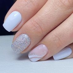 Nails Art Designs, Art Designs Ideas, Subtle Nails, Glitter Gel Nails, Simple Gel Nails, Cute Gel Nails, Short Acrylic Nails Designs, Nail Nail, Dipped Nails