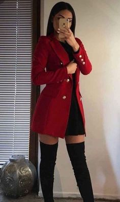 Winter Cosplay, Trendy Christmas Outfits, Winter Fashion Outfits Casual, Classy Casual Outfits, Fashion Quotes, Cosplay Ideas