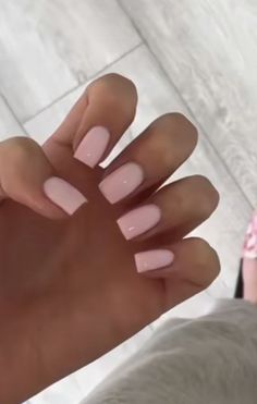 Light Coloured Acrylic Nails, Super Basic Nails, Nail Ideas Short Square Simple, Plain Pretty Nails, Simple Cute Nails Square, Basic Colored Nails, Plain Nails For School, Solid Color Nails Short Square