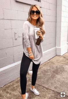 Casual Sporty Outfits Fall, Casual Nyc Outfit Summer, Classy Lazy Outfits, Cute Comfy Outfits For Winter Leggings, Tennis Mom Outfit, Chilly Weather Outfits Casual, Southern Outfits Classy, Comfy But Stylish Outfits, Comfy Fall Outfits Lazy Days