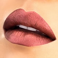 Milani Limited Edition Amore Metallic Lip Crème "Materialistic" Milani Cosmetics, Orange Lips, Metallic Lips, Beautiful Lips, Lip Stain