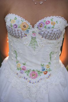 Wildflower Embroidered Wedding Corset Dress Wildflower Beaded Embroidered Wedding Gown Unique Beaded Bridal Corset Woodland Gown - Etsy Wedding Evening Gown, Prom Inspiration, Indian Salwar Kameez, Vintage Prom, Pola Sulam, Clothing Inspiration, Woodland Wedding, Elie Saab, Mode Inspiration