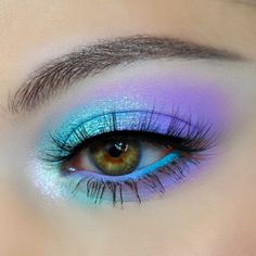 Mint Eyeshadow, Purple Eyeshadow Looks, Innocent People, Beautiful Eye Makeup, Purple Eyeshadow