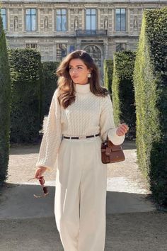 Looks Kate Middleton, Mode Ulzzang, How To Look Expensive, Elegante Y Chic, Classic Style Outfits, Chique Outfits, Paris Mode, Stil Elegant