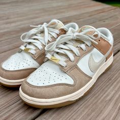 Used Like New- Only Worn A Handful Of Times! Low Dunks, Shoes Nike, Cream White, Womens Shoes Sneakers, Nike Shoes, Nike Women, Shoes Sneakers, Like New, Australia