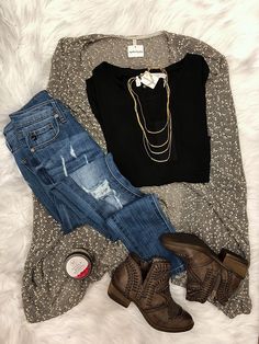 Light layers are the easiest to add to any day. #layers #denim #booties Just For You Cardigan $36 Revamp Wardrobe, Comfy Jeans Outfit, Alaska Trip, Style Chart, Light Layers, Wardrobe Tips, Outfits Chic, Fall Dress, Nice Style