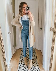 5-Ways-to-Style-Overalls-for-Winter-Through-Summer Overalls For Women Over 50, Wide Leg Overalls Outfit Winter, How To Style Overalls Winter, Shoes To Wear With Overalls, Feminine Overalls, Women’s Overalls Outfit, Jean Overall Outfits Winter, Cute Outfits With Overalls, Jeans Overall Outfit