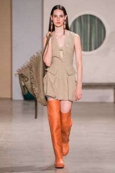 Jacquemus Runway, Runway Trends, Jeremy Scott, Fashion Weeks, 가을 패션, Fashion Show Collection, Fall Collections, Primavera Estate, Autumn Winter Fashion