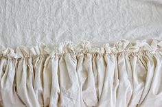 High Ruffle Skirt Bedspread Set Matelasse Bedding, Chenille Bedding, Ruffled Bedding, Ruffle Bedspread, Bed Coverlet, Iron Bed Frame, Bed Scarf, Ruffle Pillow, Chic Bedding