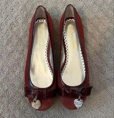 Funky Shoes, Girly Shoes, Shoe Inspo, Baby Boomer, Swag Shoes, Pretty Shoes, Dream Shoes, Swans, Dream Clothes