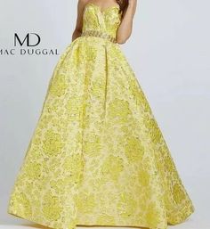 Elegant Yellow Ball Gown Dress, Elegant Yellow Ball Gown, Elegant Yellow Maxi Dress For Prom Season, Yellow Ball Gown For Evening, Gala Maxi Ball Gown, Gala Ball Gown In Maxi Length, Gala Maxi Dress Gown, Formal Yellow Maxi Dress, Maxi Length Gala Gown