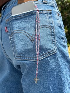 Rosary phone strap Catholic Guilt, Diy Rosary, Phone Plug, Bracelets Diy, Beaded Jewellery, Rosary Necklace, Phone Strap, Beaded Bracelets Diy, Phone Charm