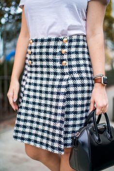 Because I'm a Lady | Covering the Bases | Fashion and Travel Blog New York City Black Straight Skirt, Im A Lady, Womens Style, Clothing Inspiration, New Fashion Trends, Straight Skirt, Fashion Tips For Women, Stylish Fashion, Ladies Fashion