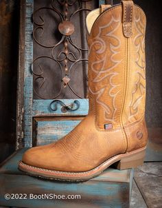 Double H Men's Folklore DH1552 Western Work Boots — Boyers BootnShoe Custom Leather Belts, Mens Western, Western Work, Western Boots For Men, Roper Boots, Mens Cowboy, Mens Cowboy Boots, Boots For Men, Leather Cowboy Boots