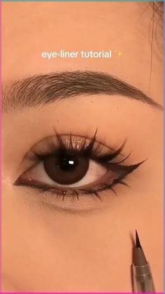 How To Draw Eyeliner, Eid Makeup, How To Do Eyeliner, Perfect Winged Eyeliner, Instagram Skincare, Brunette Makeup, Simple Eyeliner