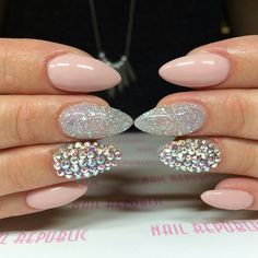 Perfect | kimskie Acrylic Nails Pink, Pretty Nails Glitter, Almond Acrylic, Nail Design Video, Nagel Tips, Almond Acrylic Nails, Nails Pink