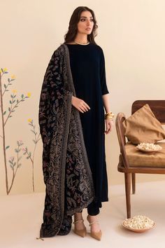 Indian Shawl For Women, Festive Formal Sets With Digital Print, Formal Festive Sets With Digital Print, Formal Festive Dupatta With Digital Print, Formal Eid Dupatta With Digital Print, Formal Sets With Digital Print For Eid, Formal Digital Print Sets For Eid, Black Shalwar Kameez For Women, Clothing Shop Aesthetic